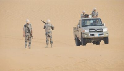 حرس الحدود بالمنطقة الشرقية ينقذ مواطنًا خليجيًّا تعطّلت واسطته البحرية في عرض البحر