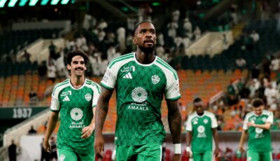 الأهلي يمطر شباك أبها برباعية