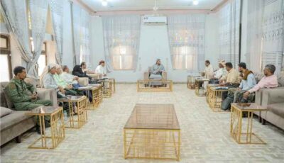 المشهد اليمني – محافظ سقطرى يترأس الاجتماع الأول للجنة الفنية لتوسعة المديريات وتطوير مراكزها الإدارية