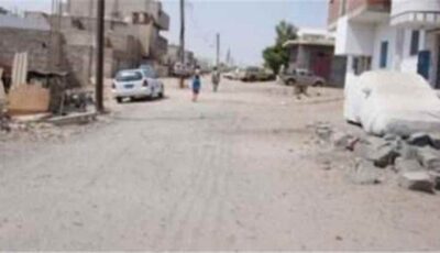المشهد اليمني – تفاصيل مرعبة.. العثور على دماء وروائح كريهة أمام عمارة بعدن والسبب امرأة مجهولة!