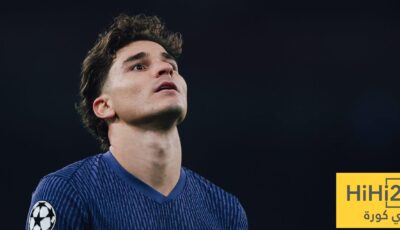 برشلونة يبدأ التحرك نحو بديل ألفاريز