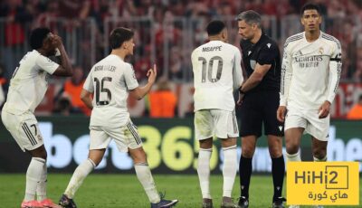 مانشستر يونايتد يخطط لإغراء نجم ريال مدريد بعقد خيالي قبل إغلاق الميركاتو