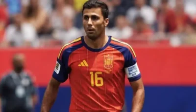 مانشستر سيتي يرفض أول عروض برشلونة لضم رودري.. والعملاق الإنجليزي يتمسك بنجمه