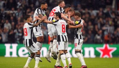 تعادل مثير بين نيوكاسل يونايتد وليفربول في الدوري الإنجليزي