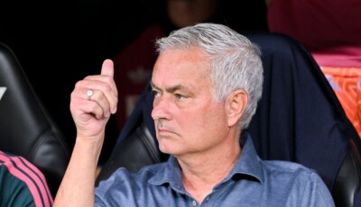 أسطورة ريال مدريد يتغنى بسياسة مورينيو