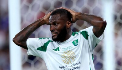 تنافس عليه الاتحاد والدرعية.. الأهلي يقتنص بديل كيسيه من فرنسا