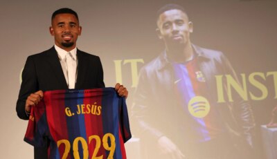 مفاجأة.. برشلونة رفض ضم هذا اللاعب من أجل جيسوس