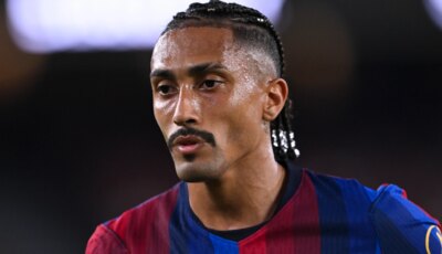 بعد التساوي مع ميسي.. رافينيا يُطارد إنجاز إبراهيموفيتش التاريخي مع برشلونة
