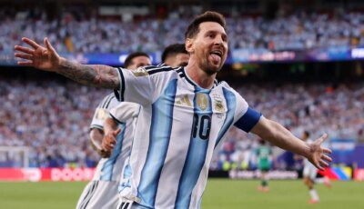 خلفا لميسي.. سكالوني يختار صاحب الرقم 10 بمنتخب الأرجنتين